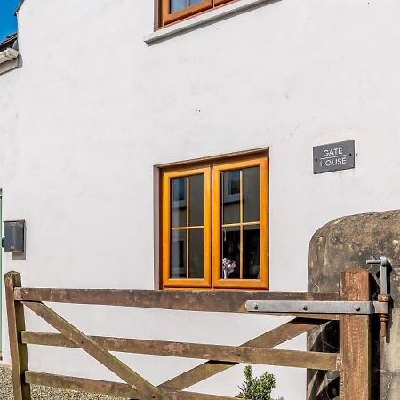 The Gatehouse At Y Gwesty Bach Villa Jordanston Luaran gambar